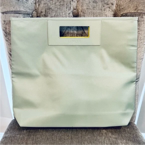 Clinique Light Green Tote Bag - Picture 3 of 7